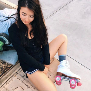 Chicago Women's Rink Roller Skates